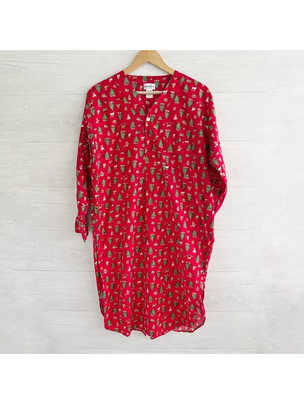 Vintage Saks Fifth Avenue Christmas Nightshirt S/M Red Cotton Holiday USA